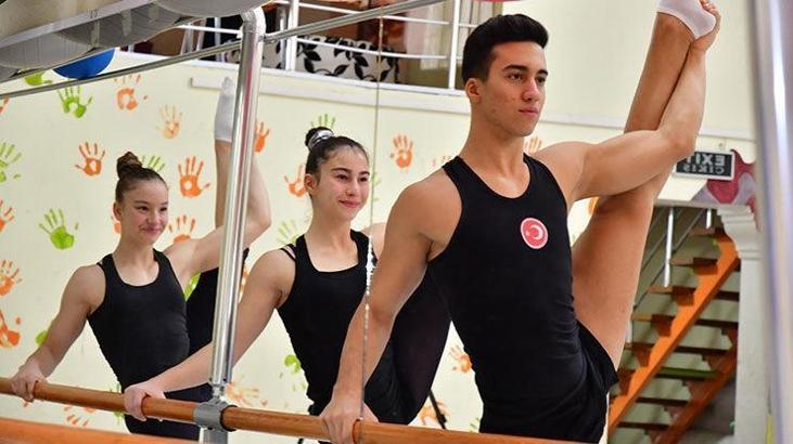 Ayşe Begüm Onbaşı'dan 3 birincilik