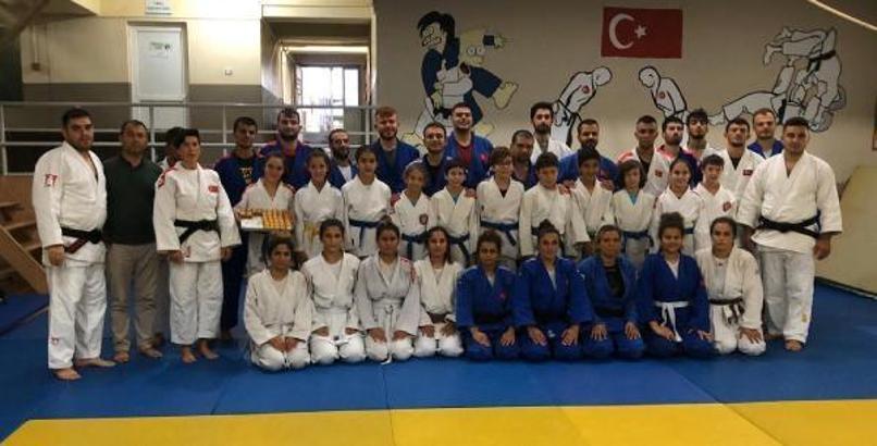 İşitme Engelliler Judo Milli Takım kampı devam ediyor