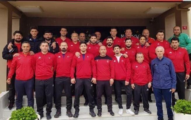 Grekoromen Güreş Milli Takımı, Kazakistan yolcusu
