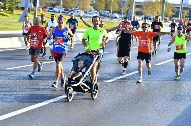 9 Eylül Yarı Maratonu'nda Gelaw ve Kılıç şampiyon