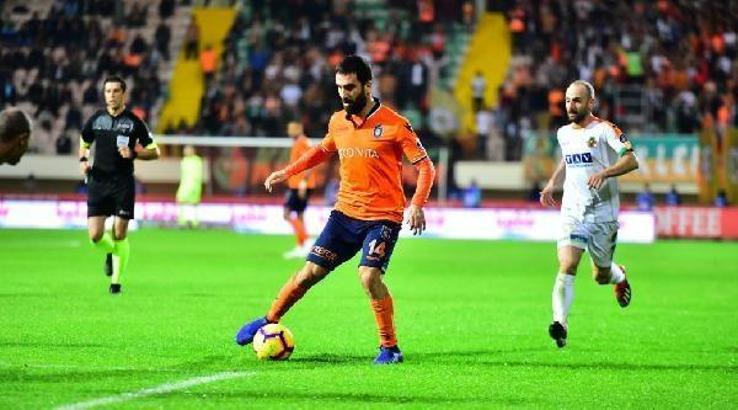 Başakşehir'de Arda Turan, ücretinde indirime gitti