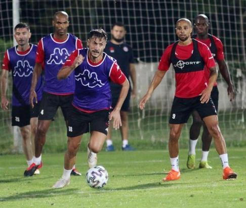 Antalyaspor, milli arayı hazırlık maçıyla değerlendirecek