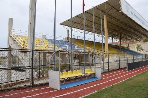 Yeni Buca Stadı'nın hali yürek burkuyor