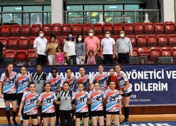 Final heyecanı Konyaaltı'na taşındı