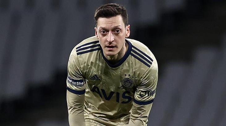 Son dakika! Fenerbahçe'de yeni lider Mesut Özil
