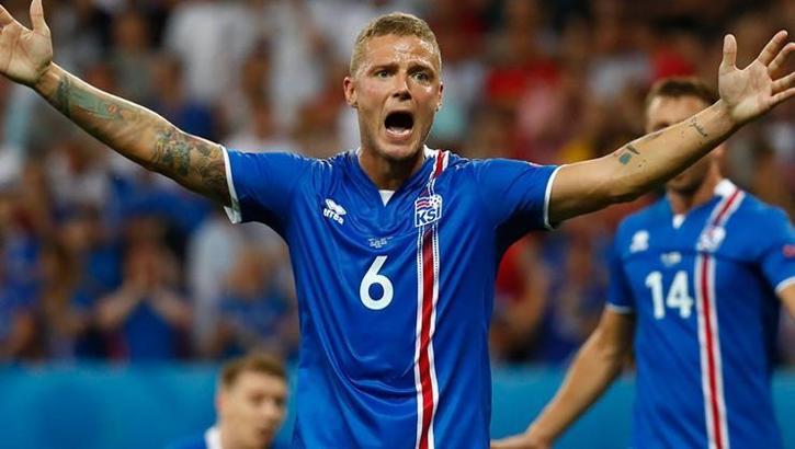 Trabzonspor Sigurdsson'la temasa geçti