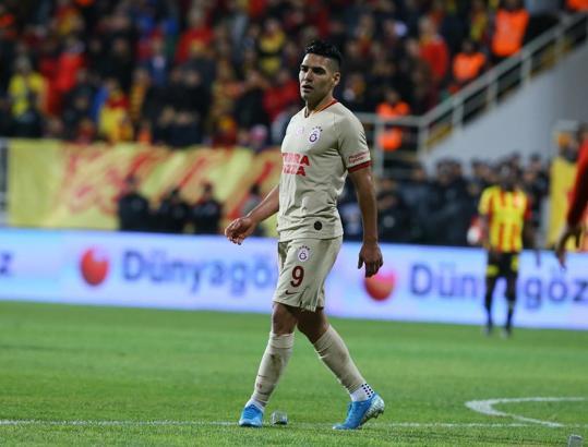 Falcao Atletico Madrid'e dönüyor