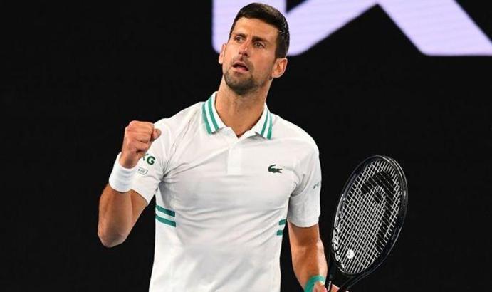 Novak Djokovic, Avustralya Açık'ta yarı finale çıktı