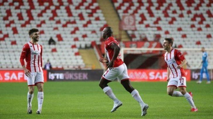 Dever Orgill'in gol sevinci kısa sürdü