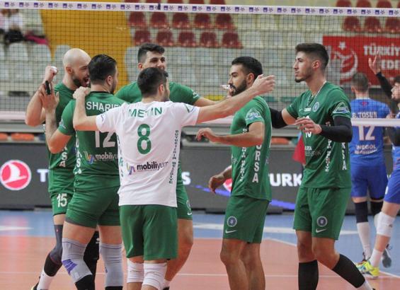 Bursa Büyükşehir Belediyespor, Kupa Voley'de final etabına yükseldi