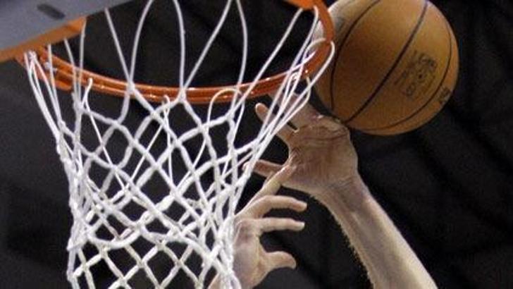 Efes çok farklı kazandı: 88-51