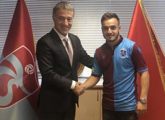 Yusuf Sarı kimdir? Kaç yaşında, hangi mevkide oynuyor?