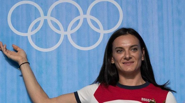 Isinbayeva, profesyonel kariyerini noktaladı