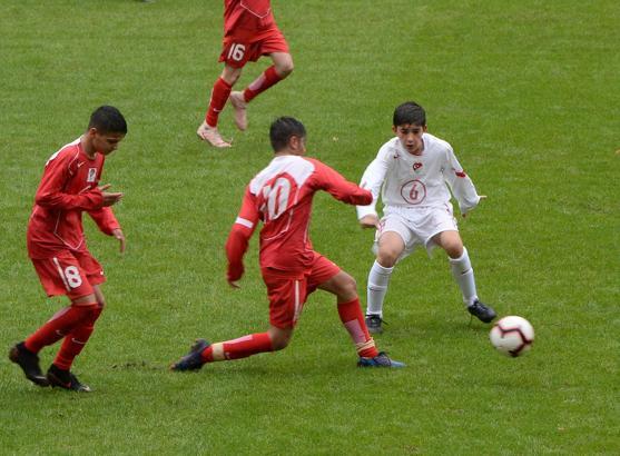 14 Yaş Altı Milli Futbol Takımı seçmeleri Malatya'da yapıldı