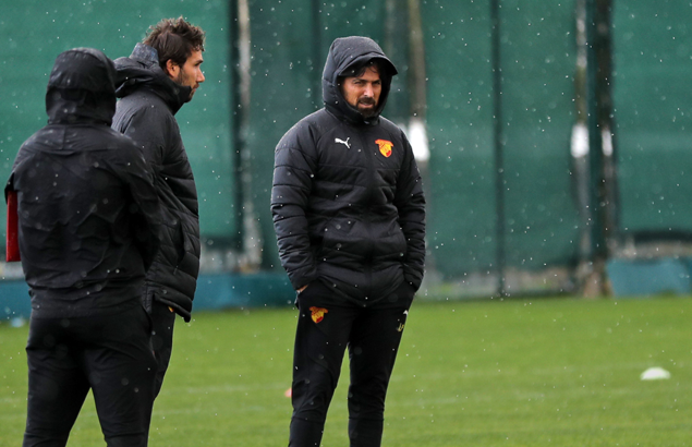 İlhan Palut: Kesinlikle rehavete kapılmayacağız