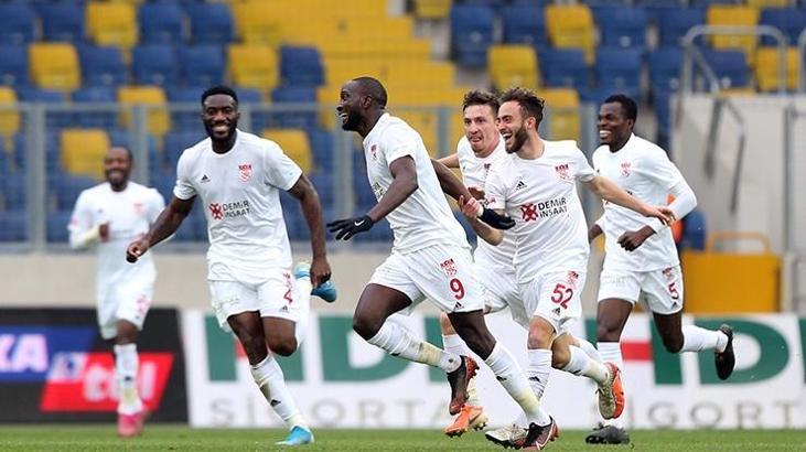 Sivasspor Avrupa'da penaltı kullanmayan tek lider