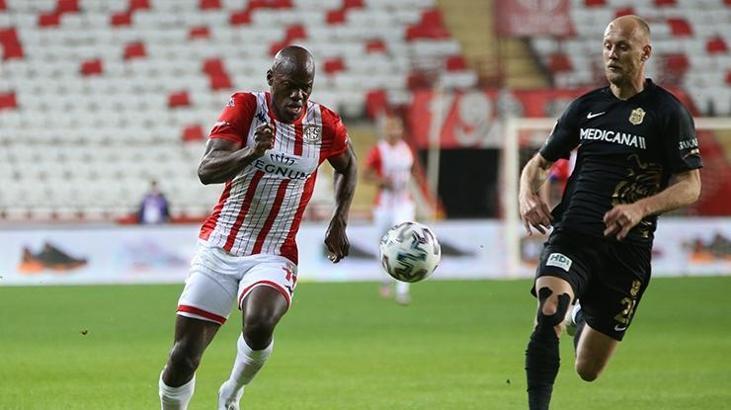 Orgill: Kendi kaleme gol atmam şanssızlık oldu