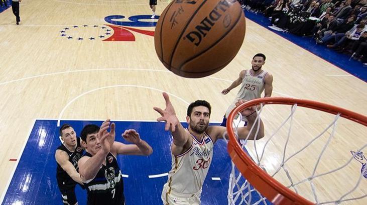 NBA'de Türk derbisini Furkan Korkmaz'ın takımı kazandı