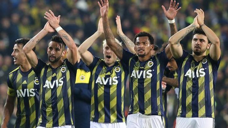 Fenerbahçe savunması 8. defa değişecek!