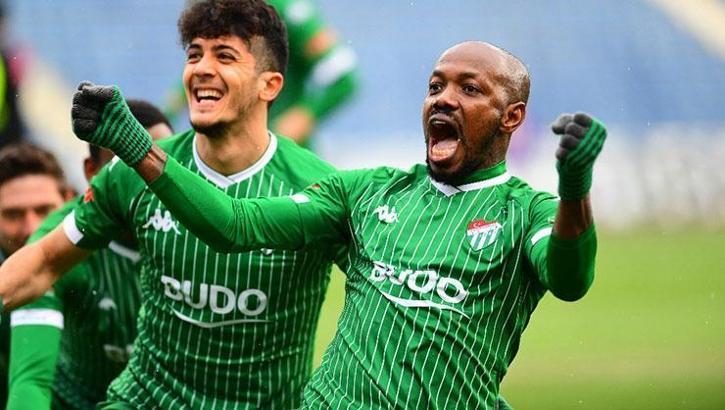 Bursaspor'u Traore sırtlıyor