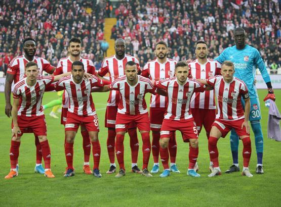 Sivasspor'un şampiyonluk yürüyüşü Sivaslıları heyecanlandırdı