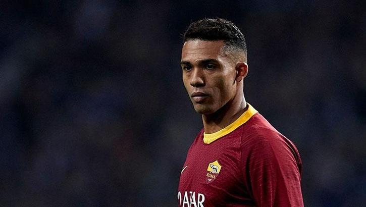 Fenerbahçe'de transfer gelişmesi! Savunmaya 4 isim!