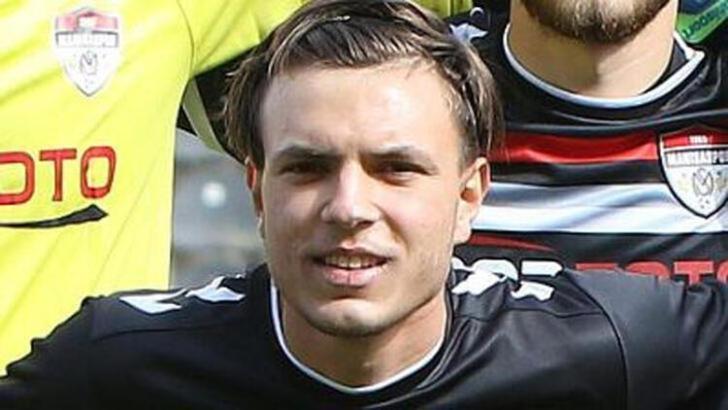 Manisaspor'dan ayrılan Bayram Büstaç'a talip çok