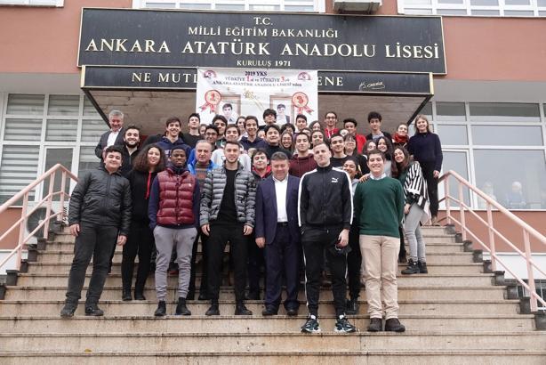 Gençlerbirliği oyuncuları, öğrencilerle bir araya geldi