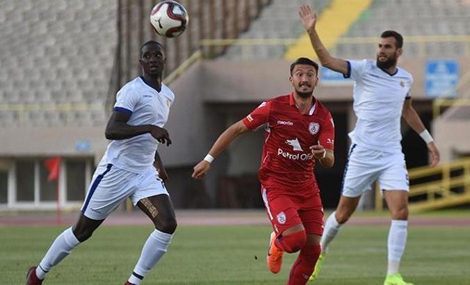 Menemenspor şan Altınordu can derdinde