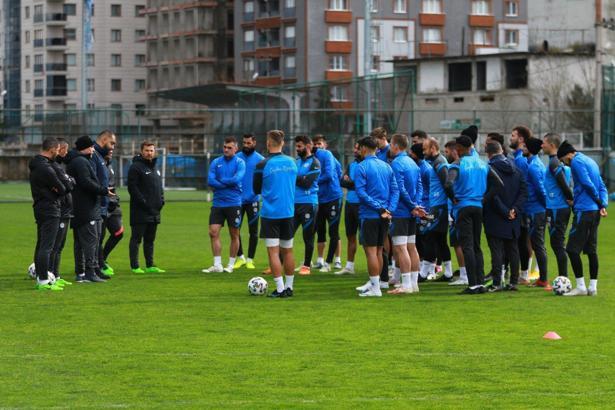Rizespor'da Sumudica'dan oyunculara uyarı