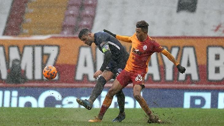 Gedson ilk kez 11'de sahada