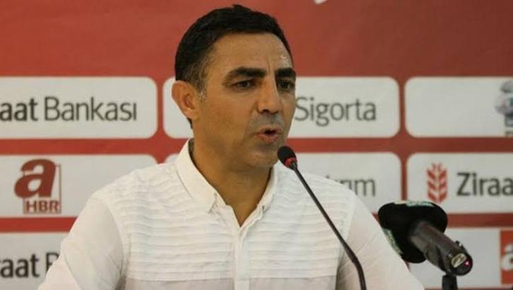 Eskişehirspor'un yeni teknik direktörü Mustafa Özer oldu
