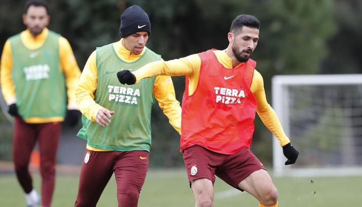 Galatasaray'ın yeni transferi Emre Akbaba