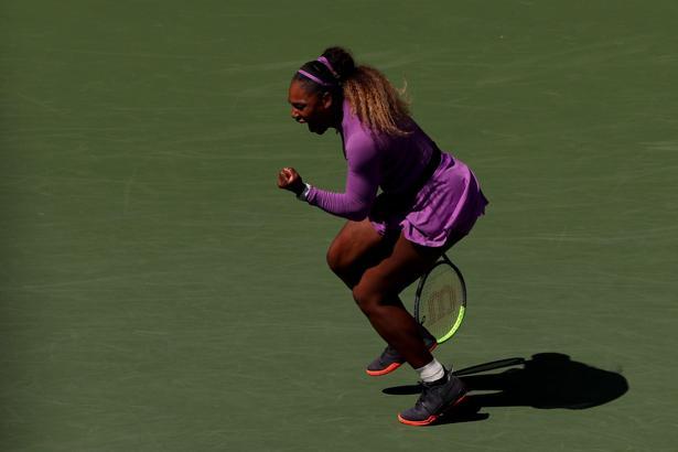 Ashleigh Barty ve Serena Williams, dördüncü turda