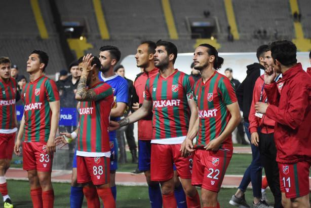 Karşıyaka'nın 5 futbolcusu bedelli askerlik yapacak