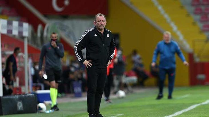 Beşiktaş teknik direktörü Sergen Yalçın genç oyunculara sahip çıktı
