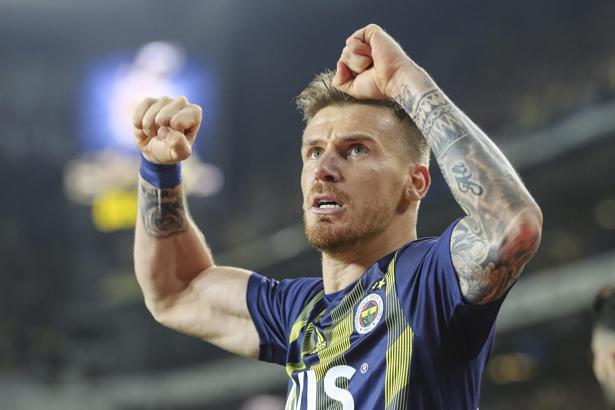 Fenerbahçe'de son dakika! Serdar Aziz'e Rusya'dan 2 talip