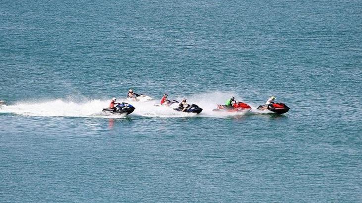 Türkiye Su Jeti ve Flyboard Şampiyonası'nın finalleri Tunceli'de