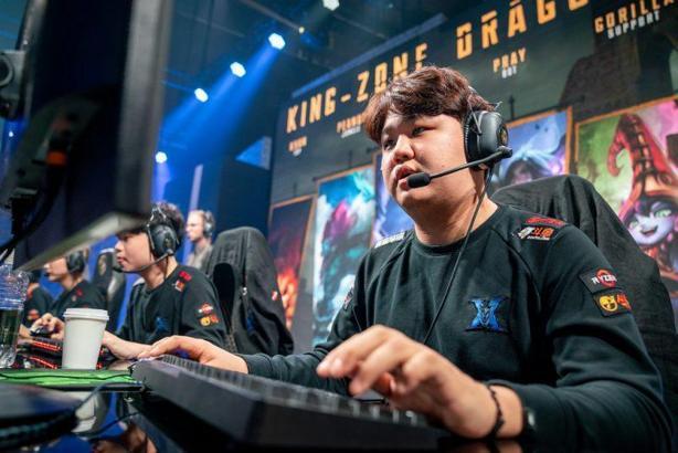 Emekli olduğunu açıklayan PraY, KT Rolster ile anlaştı