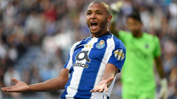 Yacine Brahimi veda etti! Bedavaya transfer olacak...