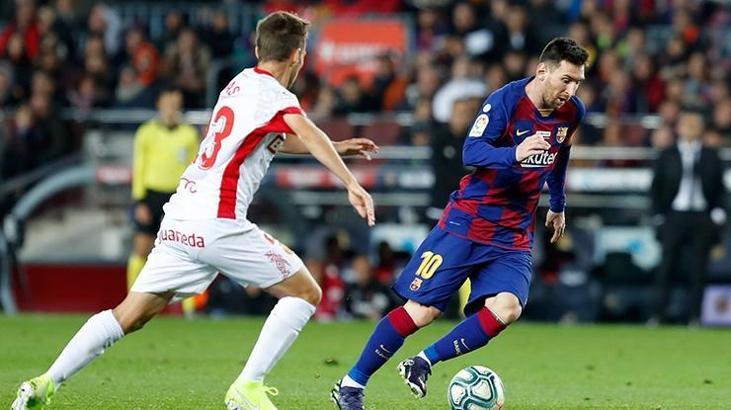 Messi yine yaptı! 50 gol...