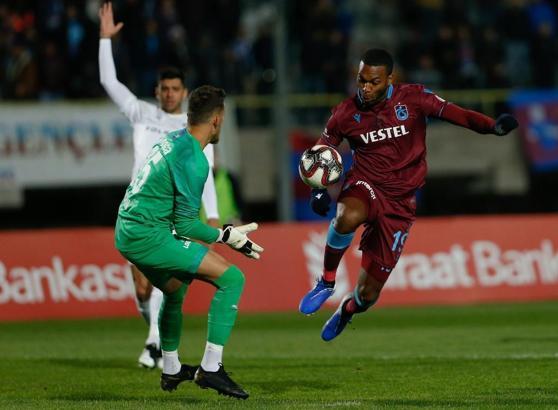 Altay'da Cihan eldivenleri kaptı