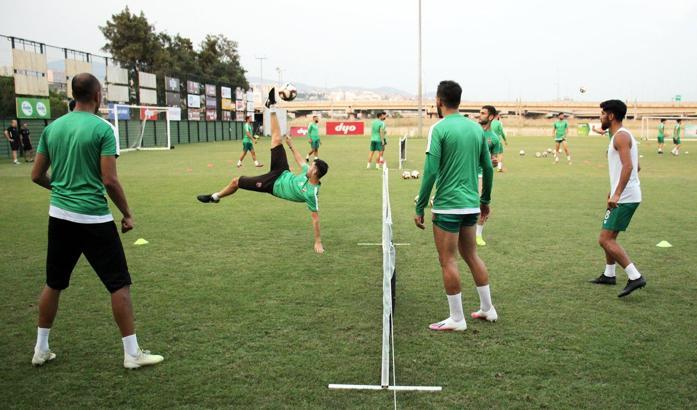Karşıyaka antrenmanları bırakmıyor