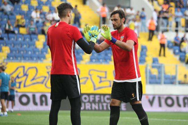Kayserispor 4 kaleci transferi yaptı