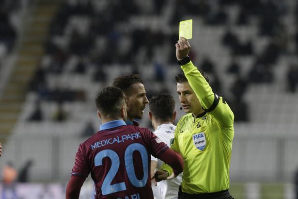 Trabzonspor'da Yusuf Sarı şoku yaşanıyor