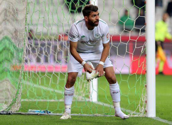 Konyaspor kaptanı Selim Ay: Özür dileriz