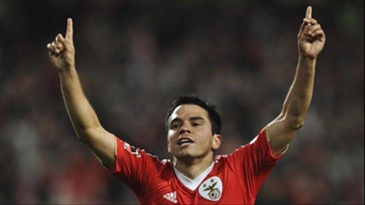Saviola, sözleşmesini uzattı