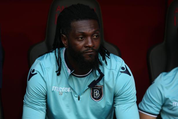 Adebayor'dan Galatasaray'a tebrik