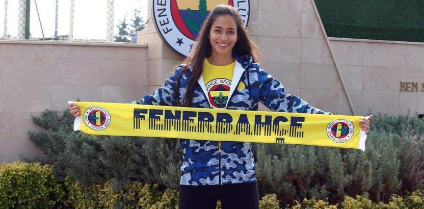 Samantha Bricio:
