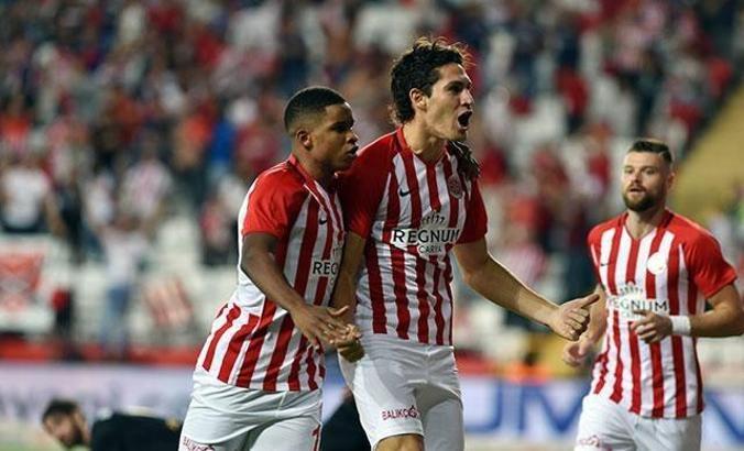 Gustavo Blanco ligde 98 gün sonra gol sevinci yaşadı